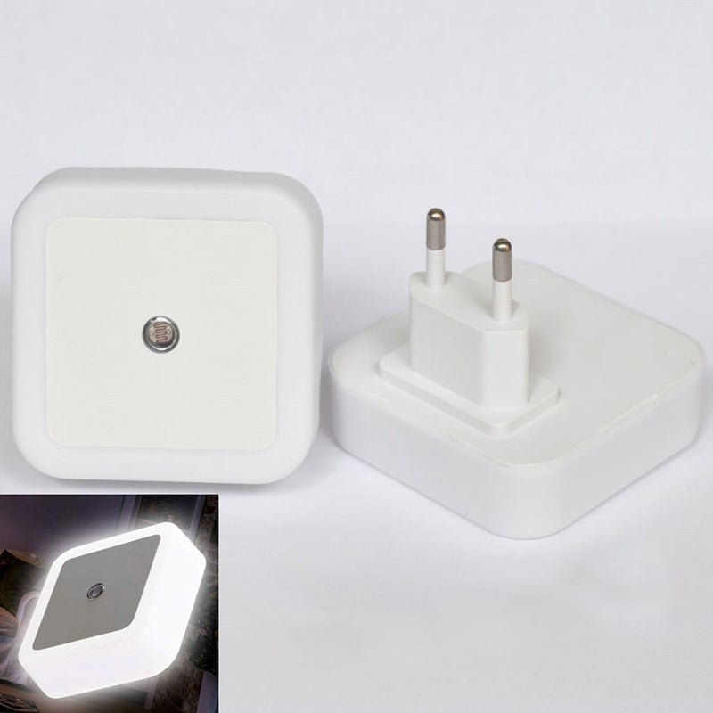 LED natlampe med lysaktiveret sensor