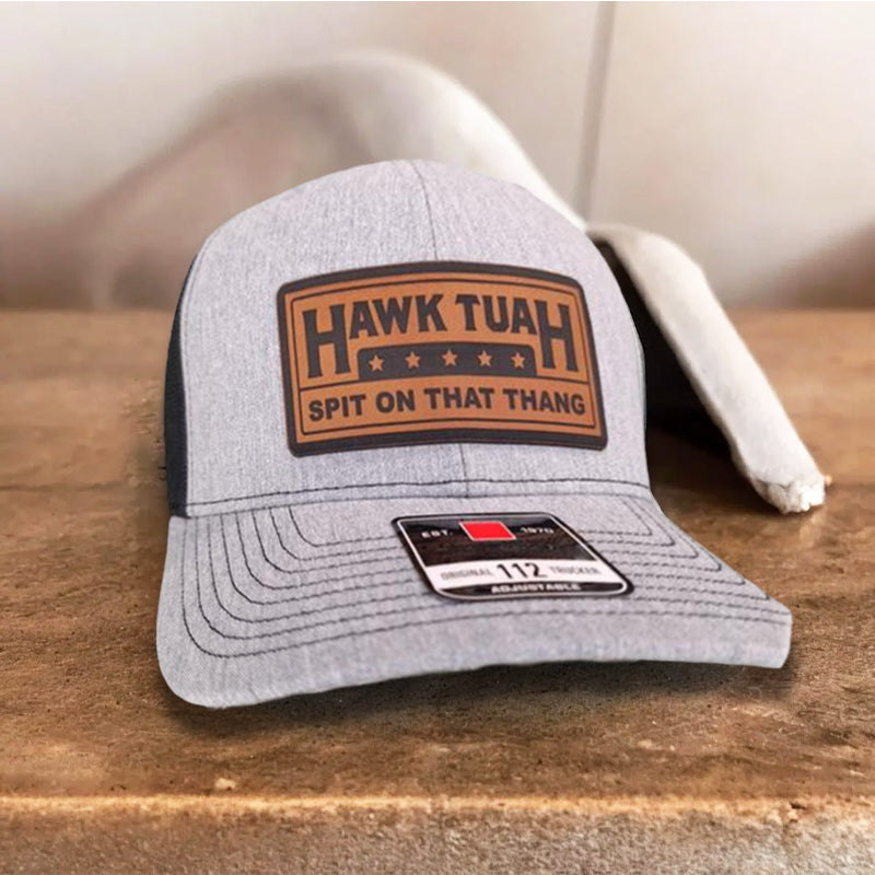 Hawk Tuah snapback kasket