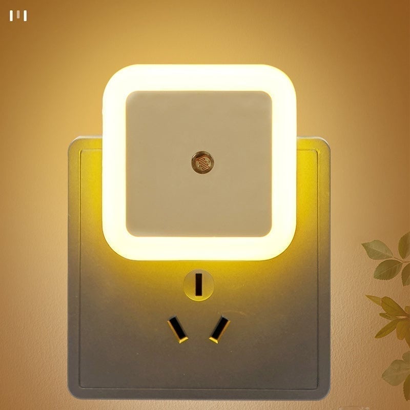 LED natlampe med lysaktiveret sensor
