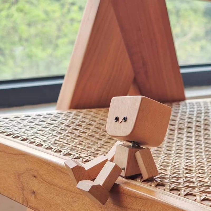 Rystende træmandsfigur