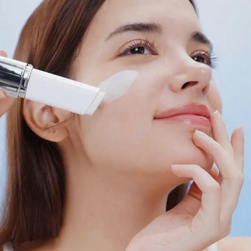 2-i-1 farveskiftende foundation stift