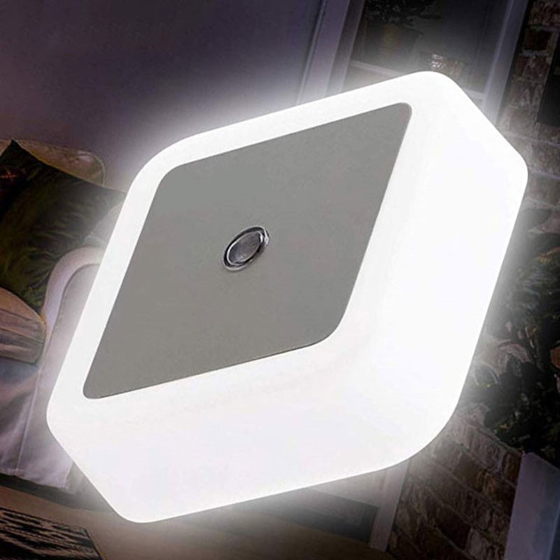 LED natlampe med lysaktiveret sensor