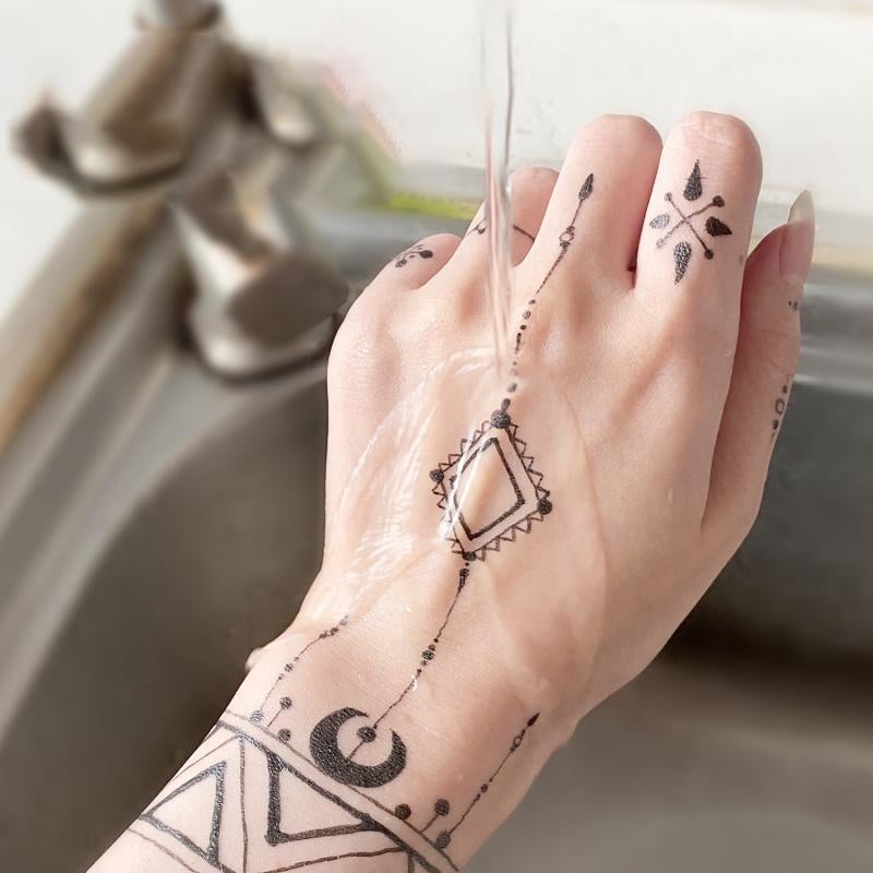 Sæt med midlertidige tatoveringspenne