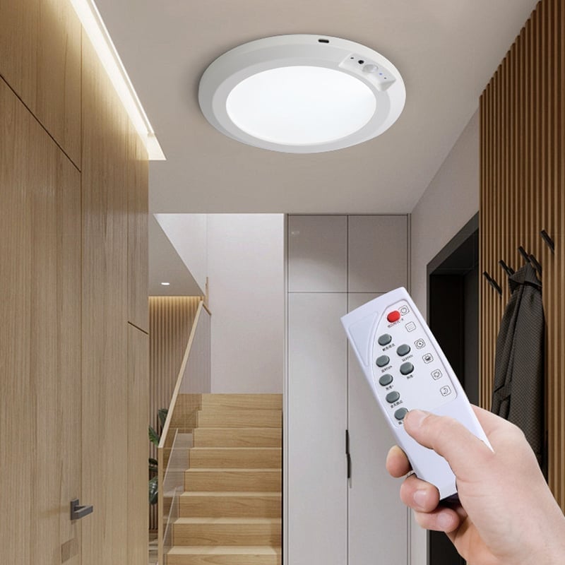 Loftlampe med bevægelsessensor