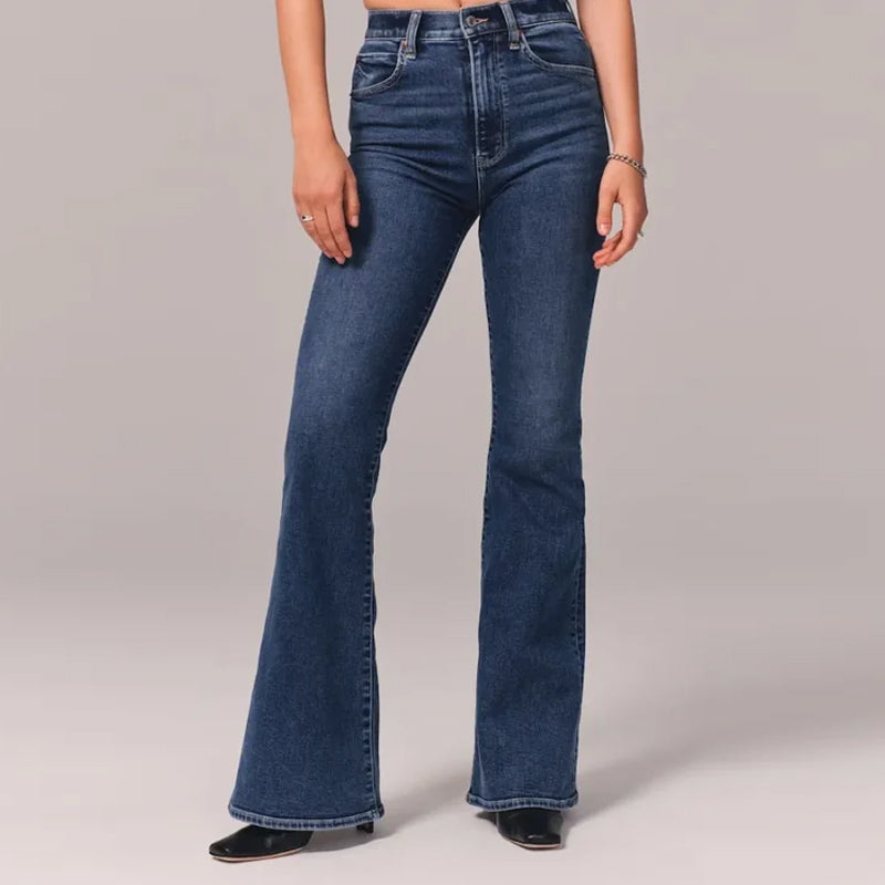 Højtaljede strækbare jeans med brede ben