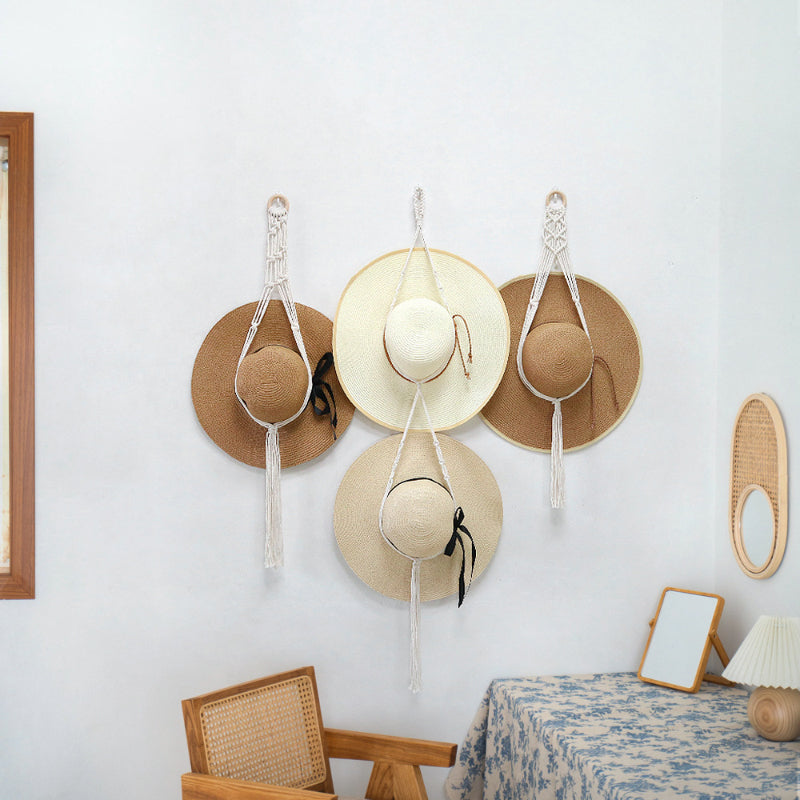 Dekorative håndlavede vægbeslag til hatte i BoHo-stil
