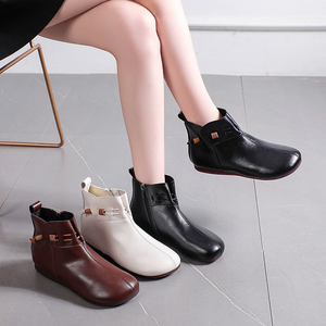 Bløde firkantede støvler i retrostil